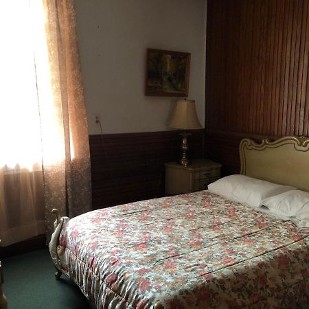 Rota Lodge Aka Latvian American Disable Veterans Center Rota Elka Park エクステリア 写真