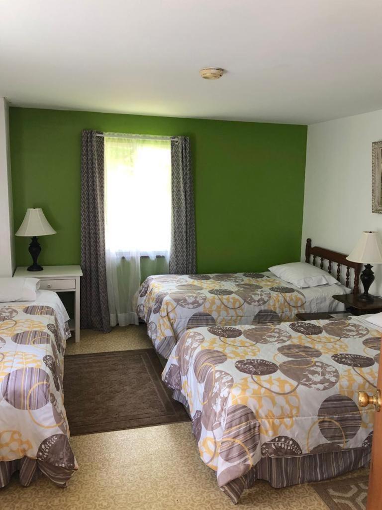 Rota Lodge Aka Latvian American Disable Veterans Center Rota Elka Park エクステリア 写真